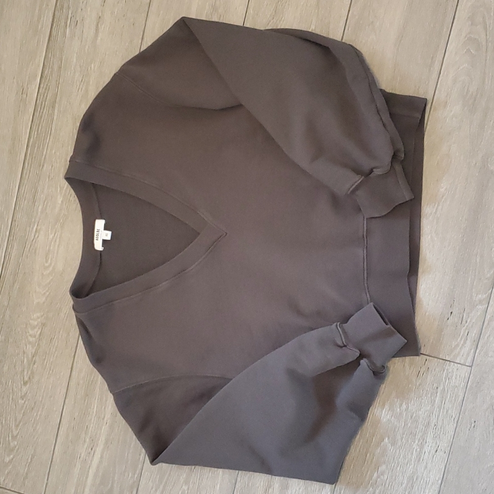 Agolde Dark Gray V-Neck Long Sleeve Top